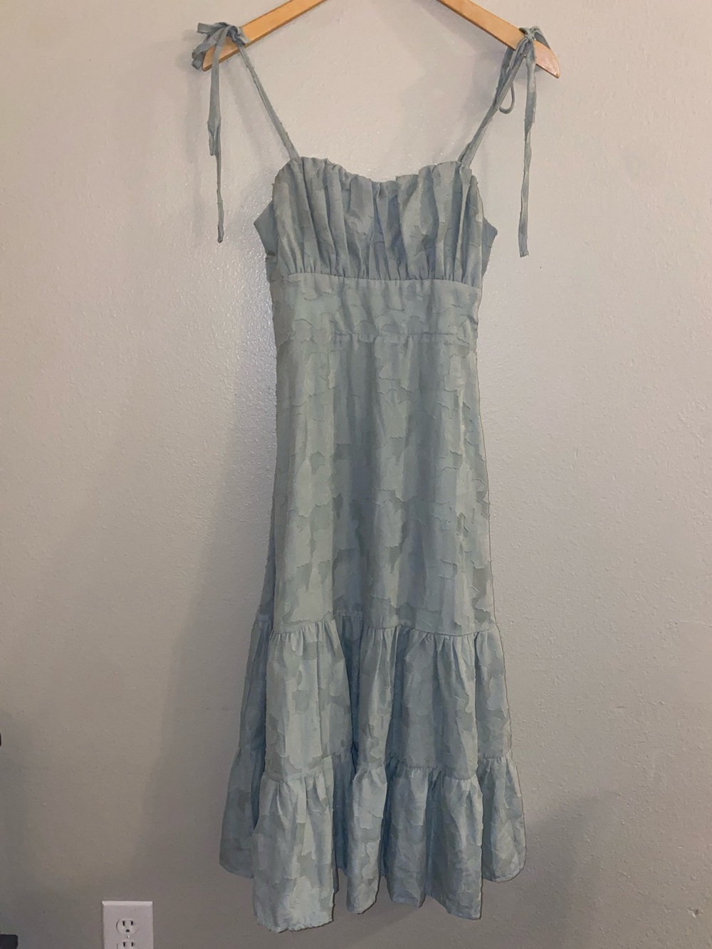 Lulus Sweet Sentiments Sage Green Jacquard Tiered Midi Dress Size XS Romantic